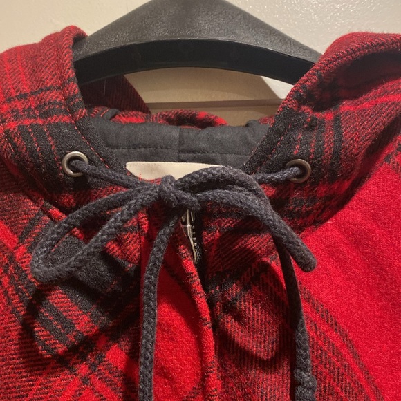Old Navy plaid jacket. Size Lg - Picture 7 of 10